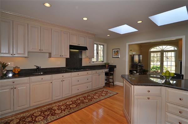 26 Lathrop Road Wellesley, MA 02482 - Photo 11 of 21
