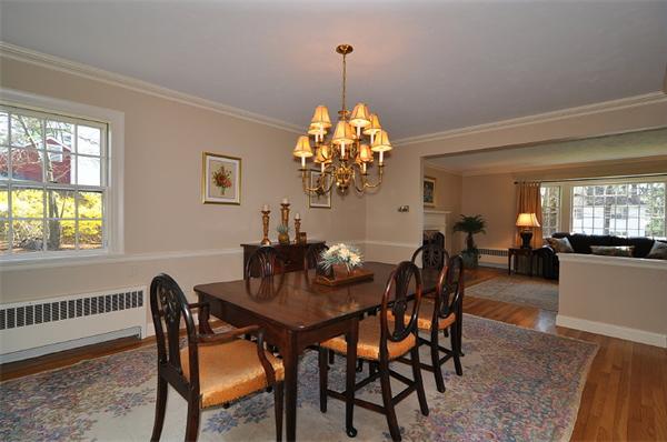 26 Lathrop Road Wellesley, MA 02482 - Photo 7 of 21