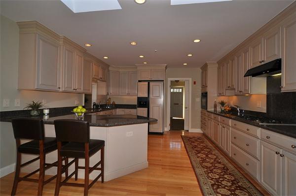 26 Lathrop Road Wellesley, MA 02482 - Photo 9 of 21