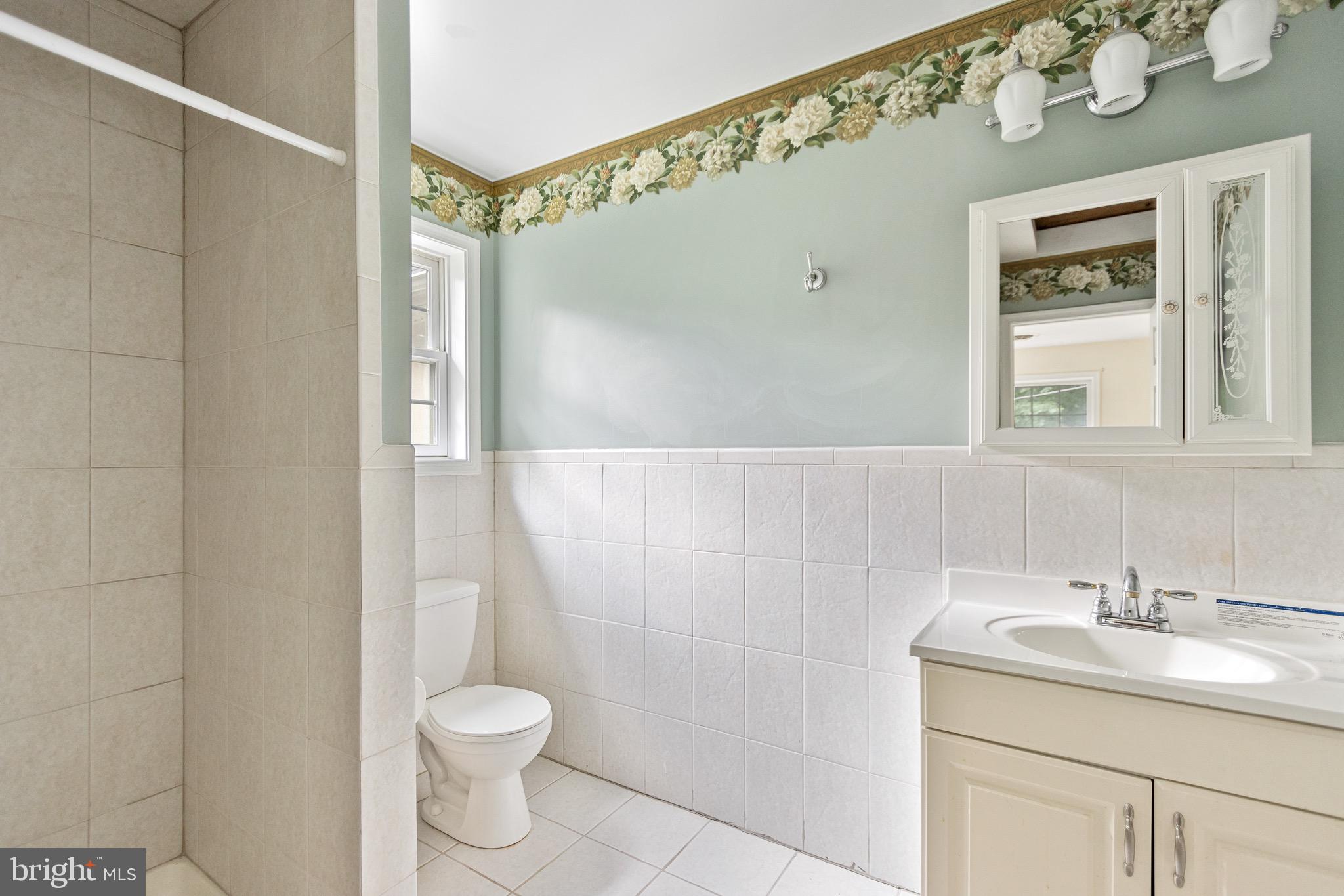 2249 Honeysuckle Road Allentown, PA 18103 - Photo 31 of 47 Gallery Image 31