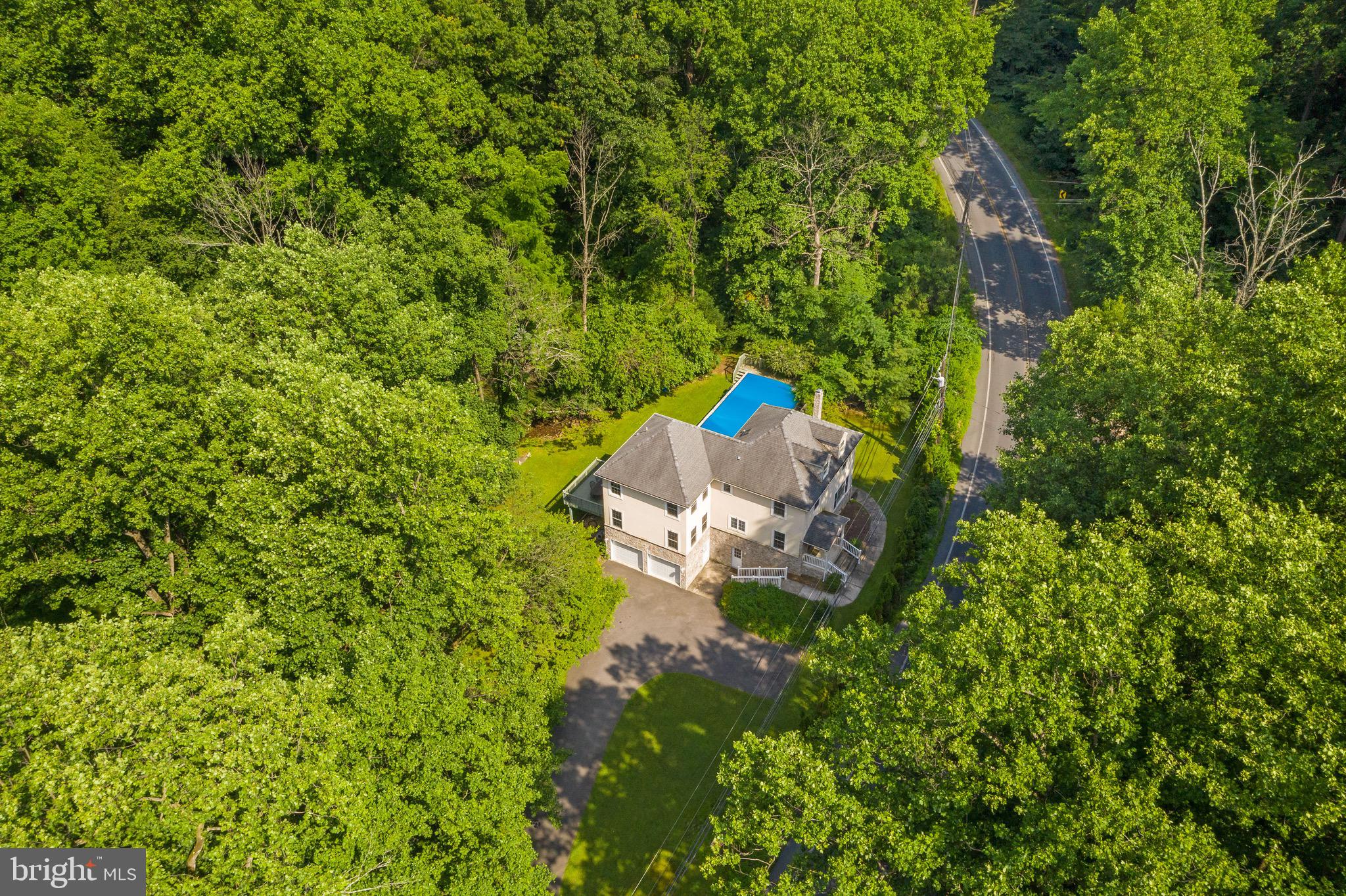 2249 Honeysuckle Road Allentown, PA 18103 - Photo 42 of 47 Gallery Image 42