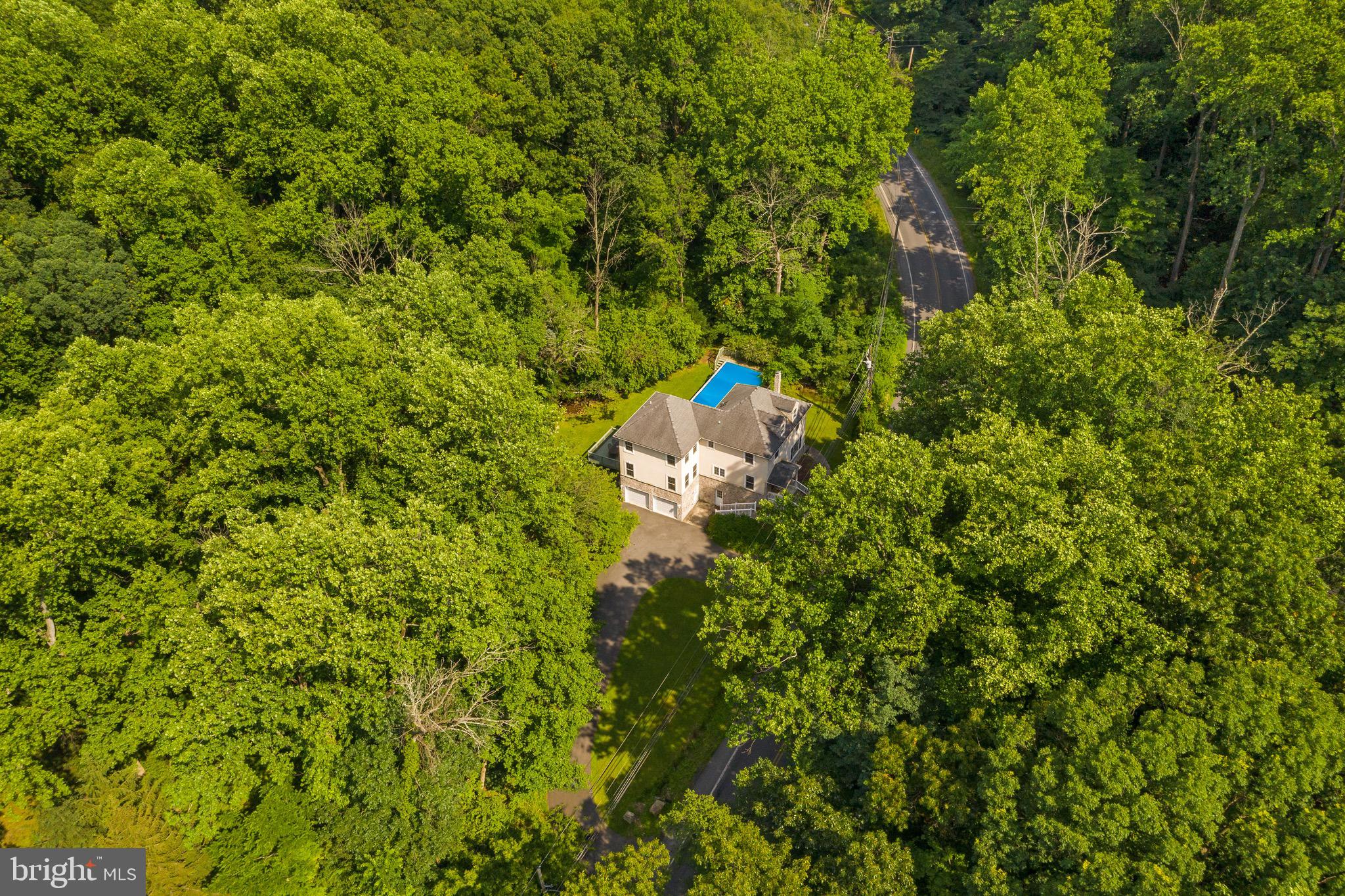 2249 Honeysuckle Road Allentown, PA 18103 - Photo 43 of 47 Gallery Image 43