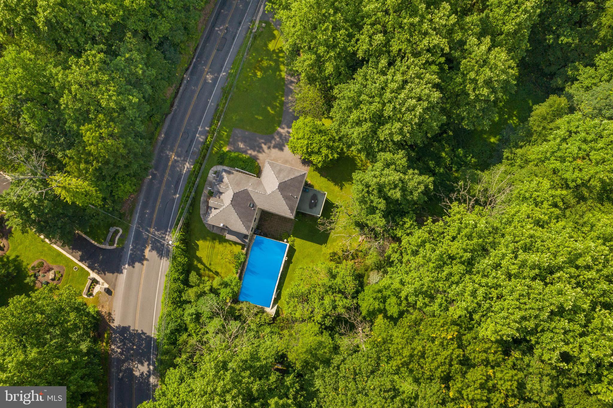 2249 Honeysuckle Road Allentown, PA 18103 - Photo 45 of 47 Gallery Image 45