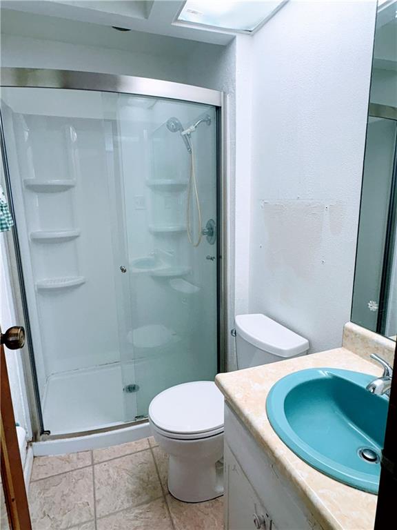 1918 Beulah Road Pittsburgh, PA 15235 - Photo 16 of 29 Primary bathroom