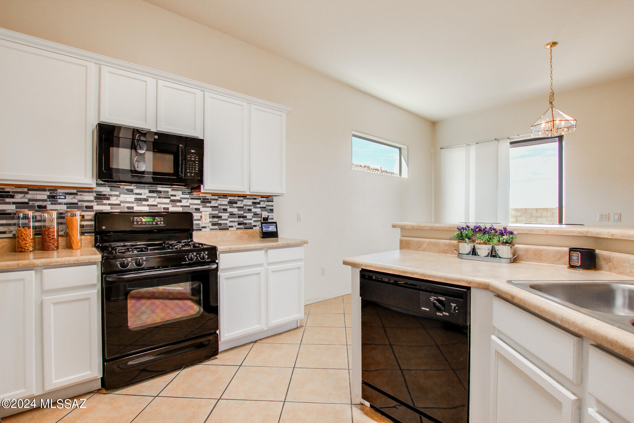 10452 South Frontier Ranch Place Vail, AZ 85641 - Photo 24 of 47