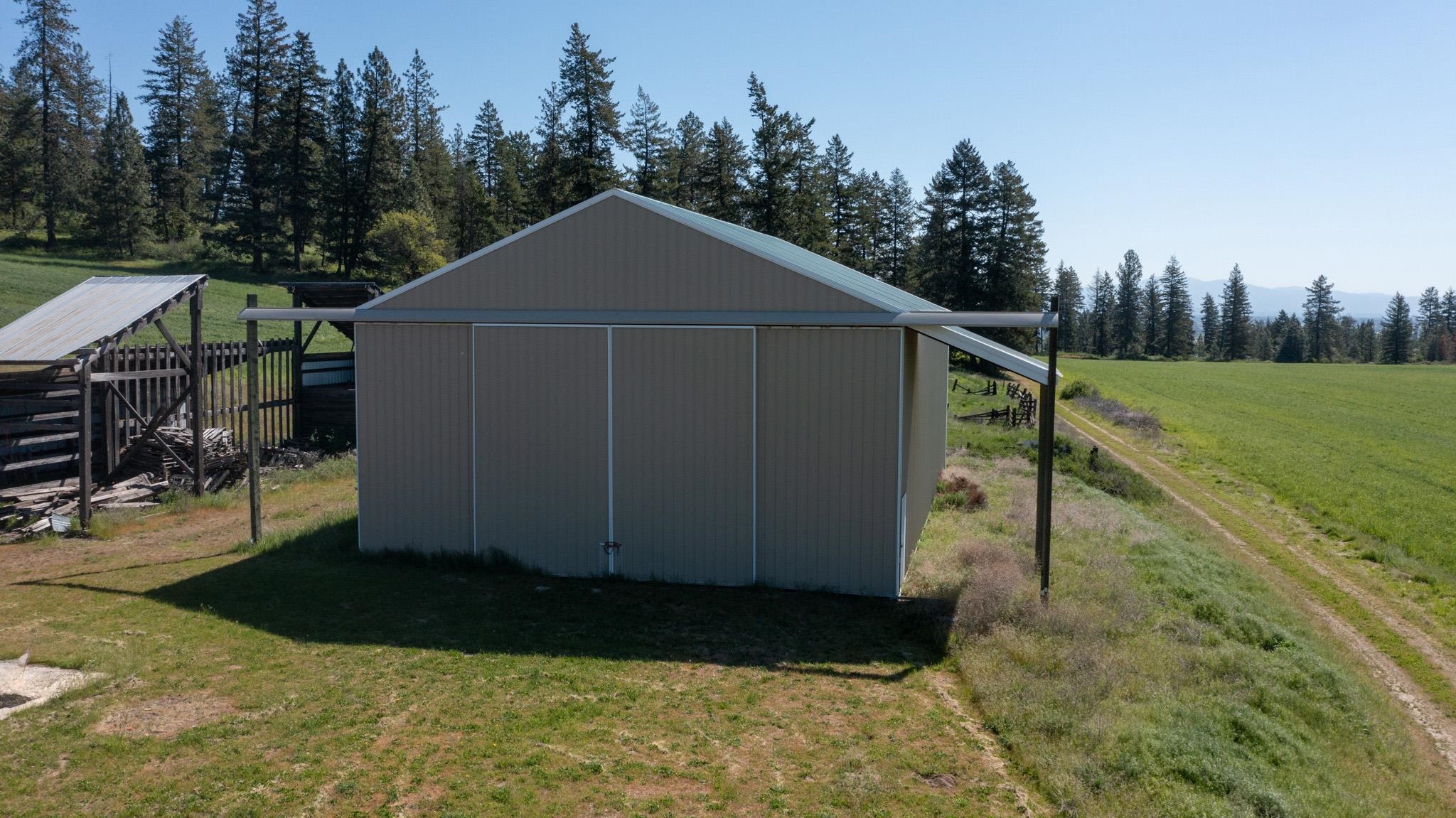 4881 A Carr Road Clayton, WA 99110 - Photo 31 of 44