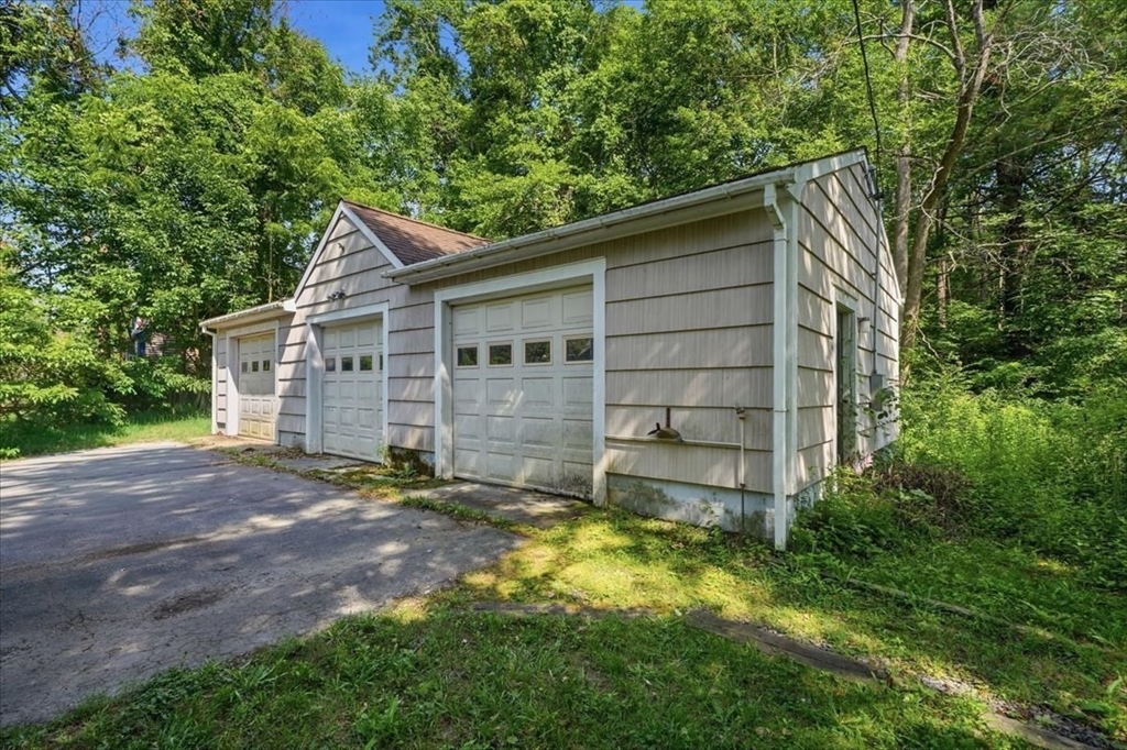 7 Hornbeam Road Scituate, MA 02066 - Photo 9 of 39