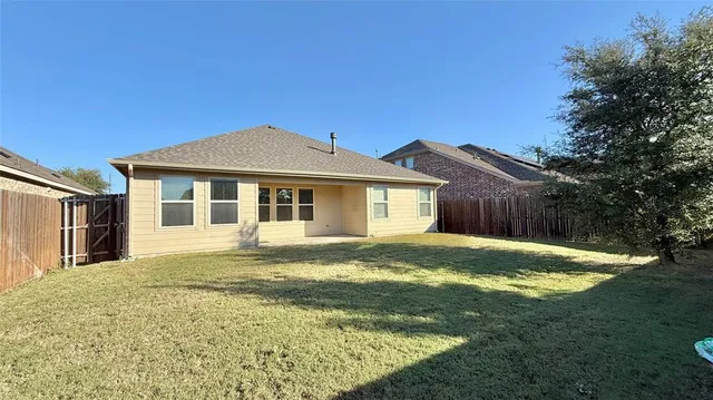 $2,050 | 813 Evergreen Street, Princeton, TX 75407