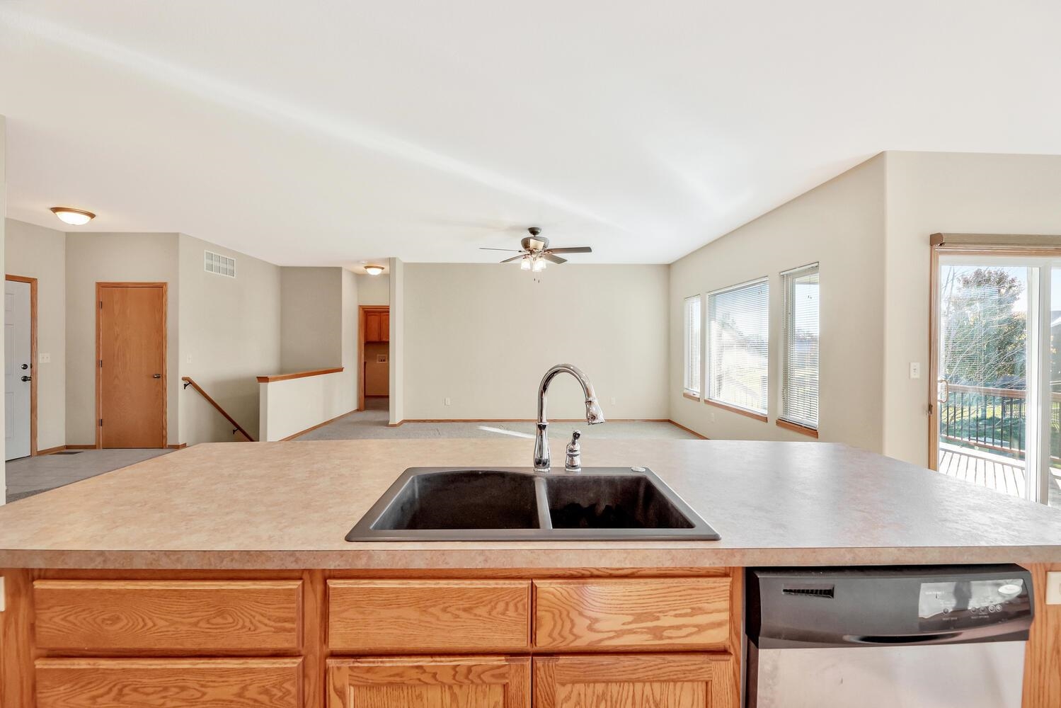 13207 Hunters View Street Wichita, KS 67235 - Photo 12 of 34