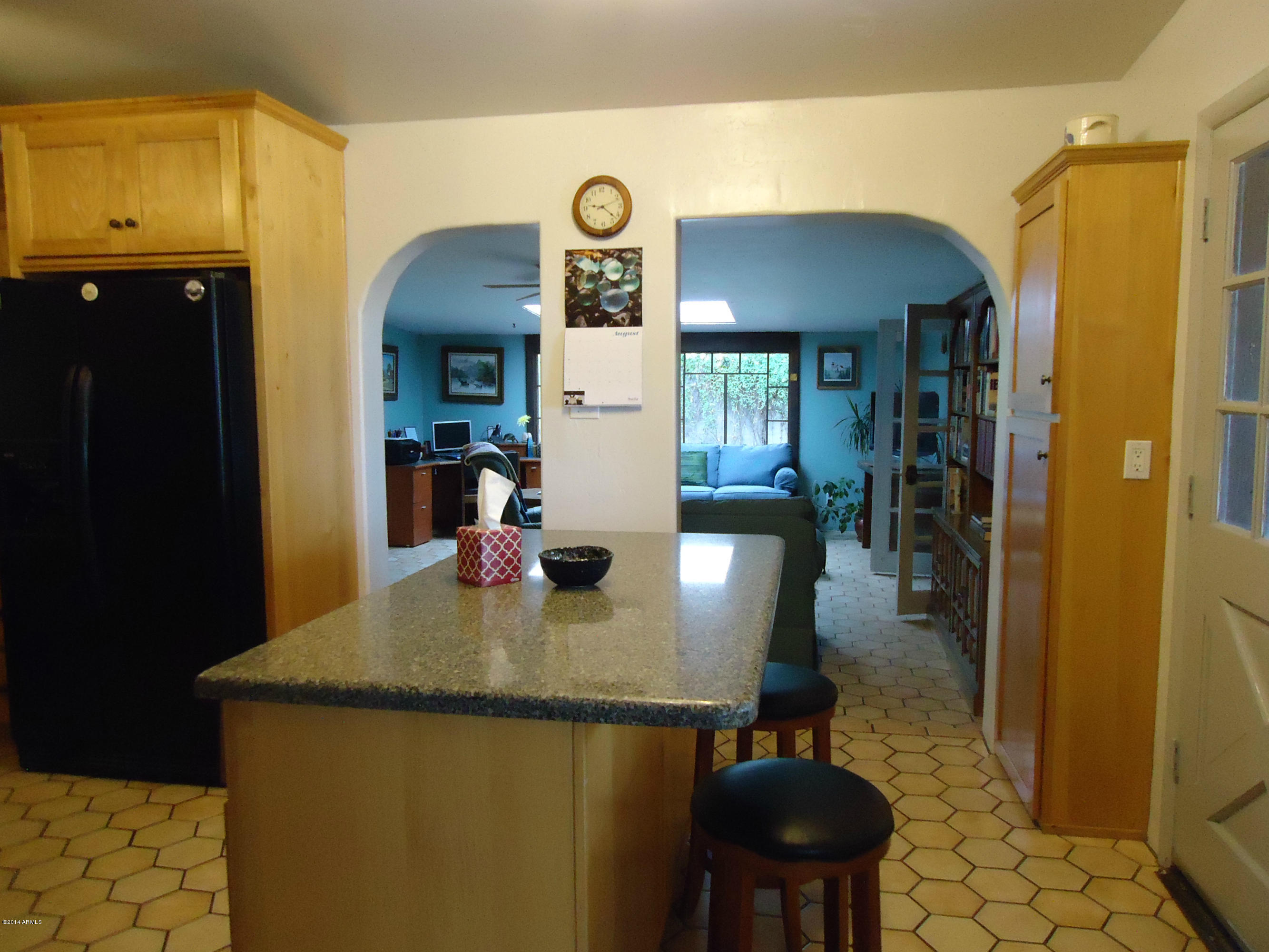 1701 East Mountain View Road Phoenix, AZ 85020 - Photo 13 of 34 DSC00938