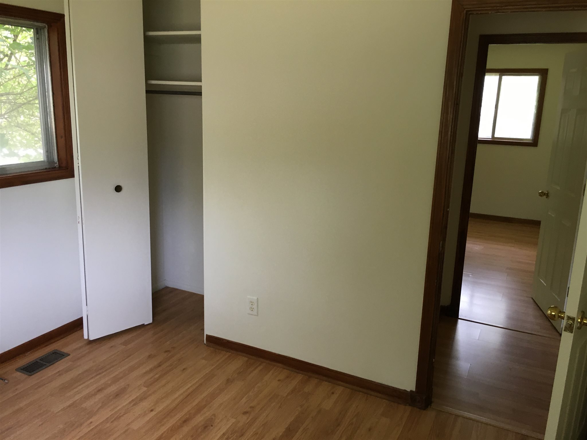 3322 North Stoneycrest Road Bloomington, IN 47404 - Photo 12 of 25 Gallery Image 12