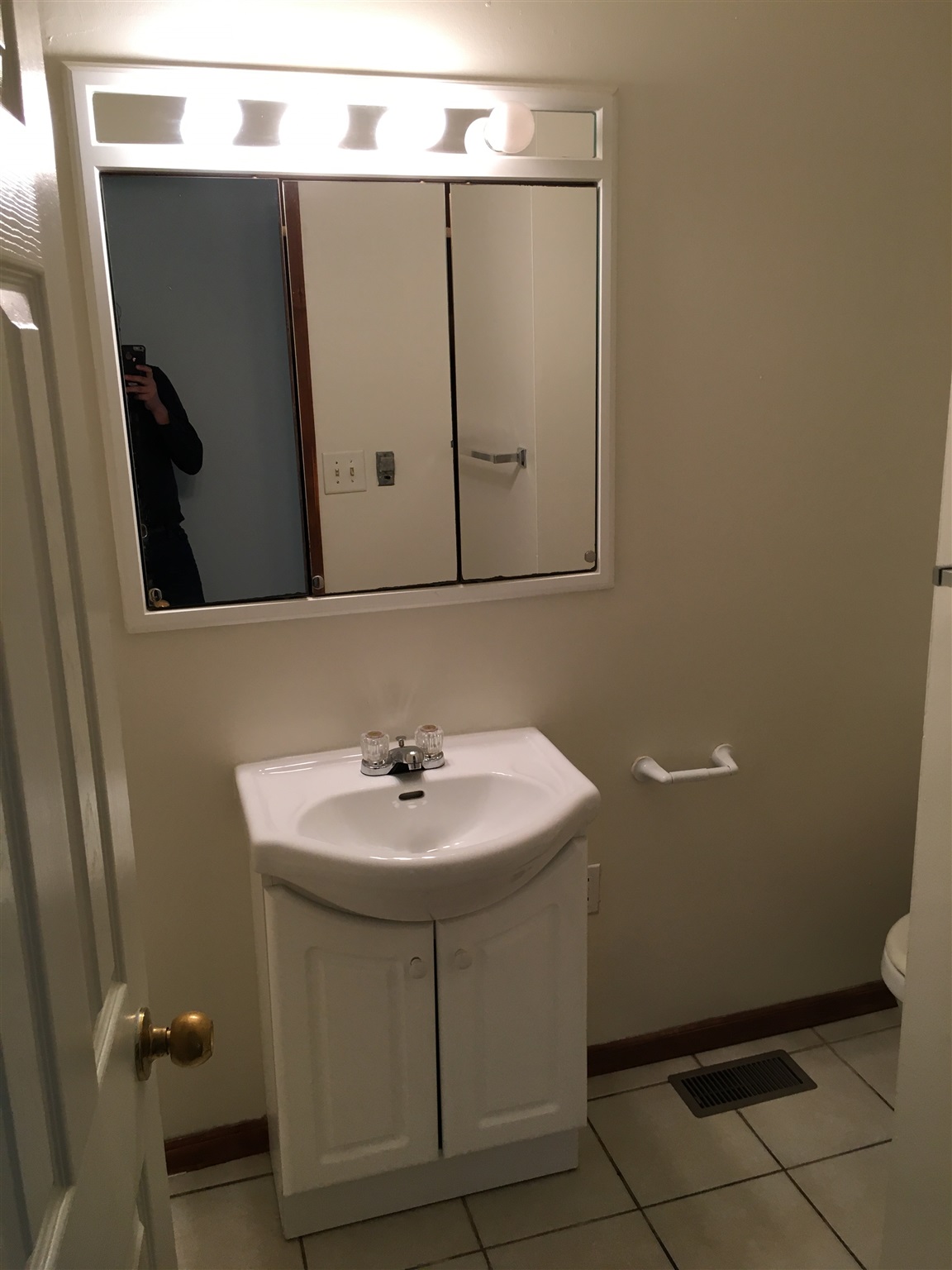 3322 North Stoneycrest Road Bloomington, IN 47404 - Photo 16 of 25 Gallery Image 16