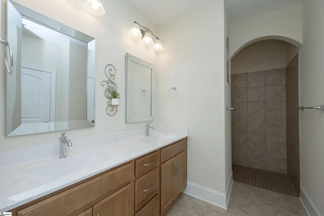 $375,000 | 811 Vita Drive, Greer, SC 29650