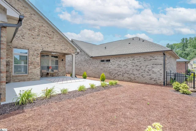 $375,000 | 811 Vita Drive, Greer, SC 29650