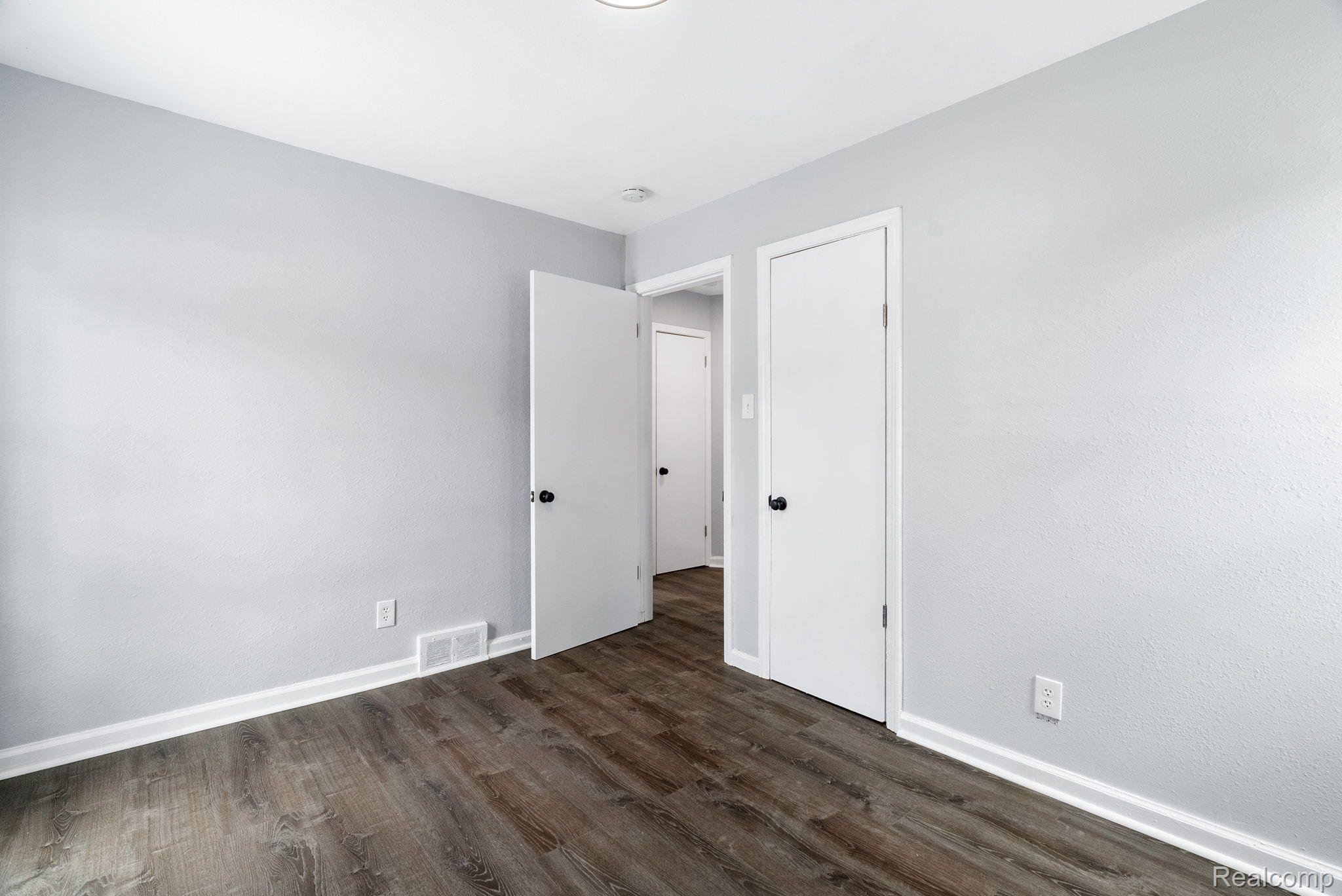 10707 Balfour Road Detroit, MI 48224 - Photo 19 of 36 Gallery Image 19