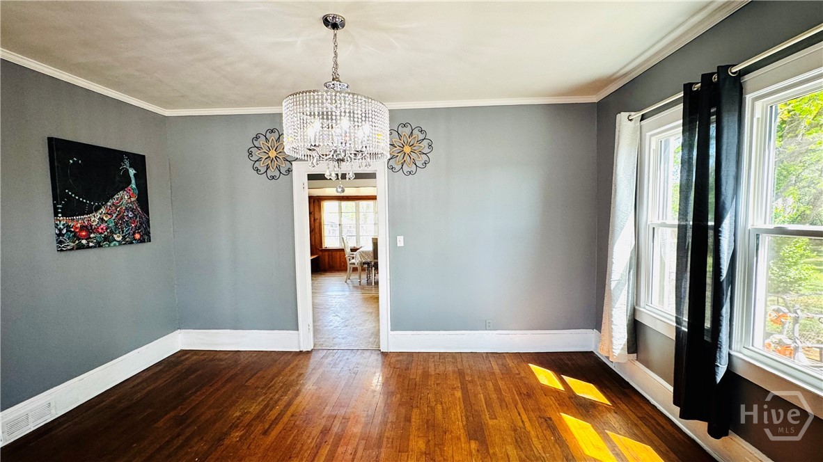 397 Shankle Heights Commerce, GA 30529 - Photo 3 of 30