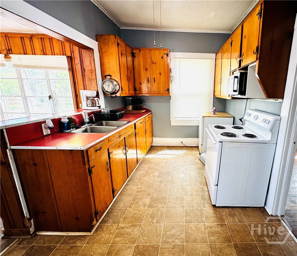 397 Shankle Heights Commerce, GA 30529 - Photo 8 of 30