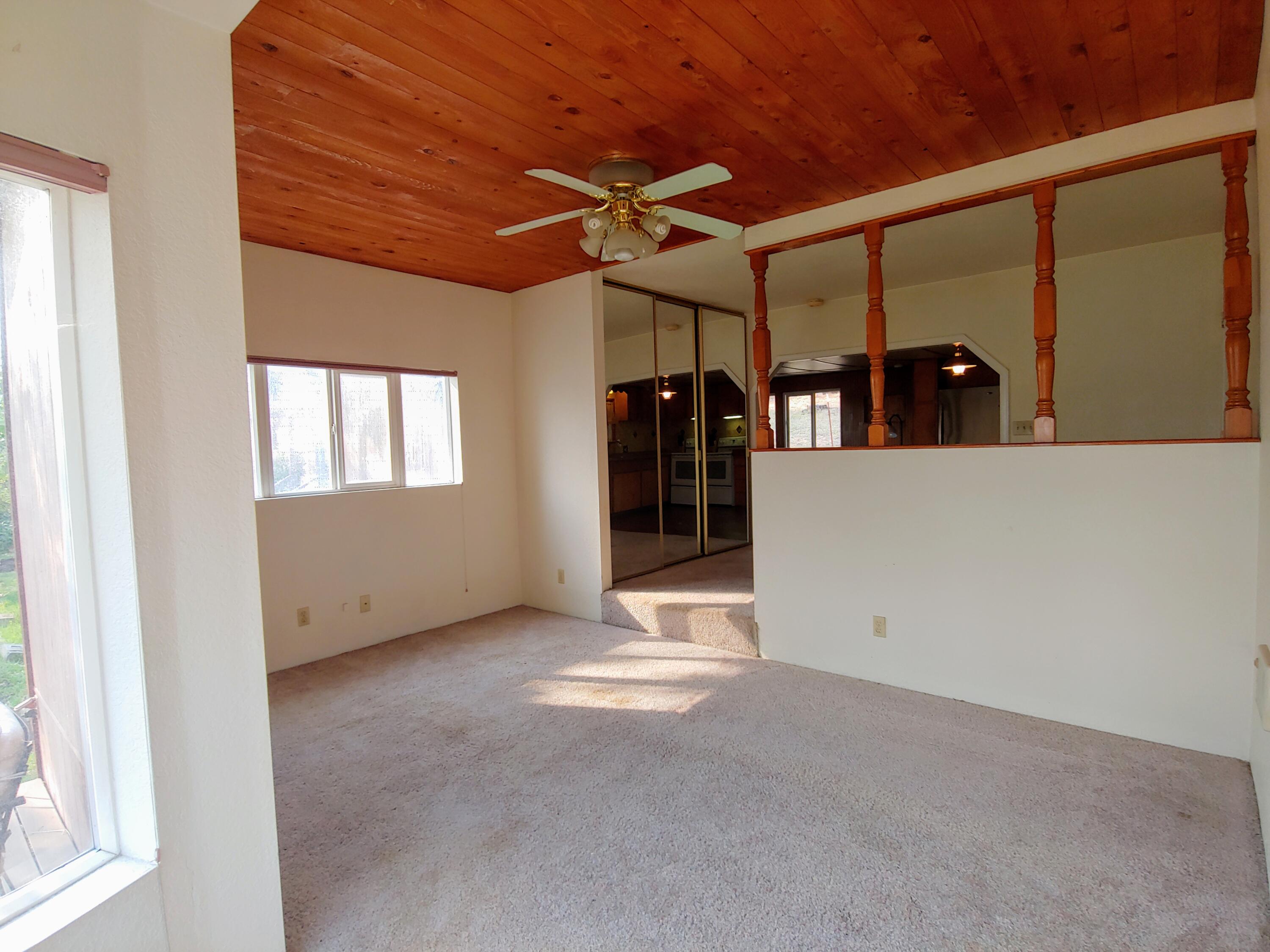 1380 Oxyoke Road Grants Pass, OR 97526 - Photo 7 of 18 Living space in addition