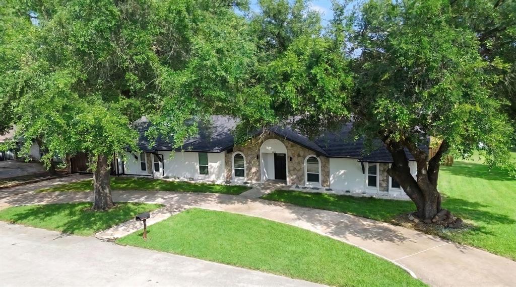 925 Lake North Road Rowlett, TX 75089 - Photo 34 of 39