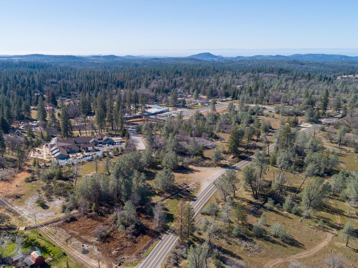 11360 Rough And Ready Highway Grass Valley, CA 95945 - Photo 7 of 7 a view of a city