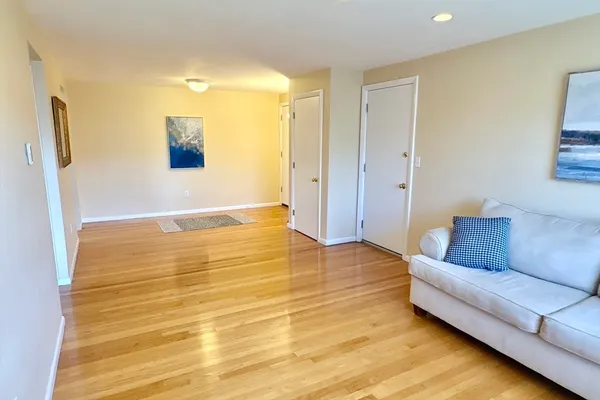 $350,000 | 12 Colonial Village Drive, Unit 12, Arlington, MA 02474