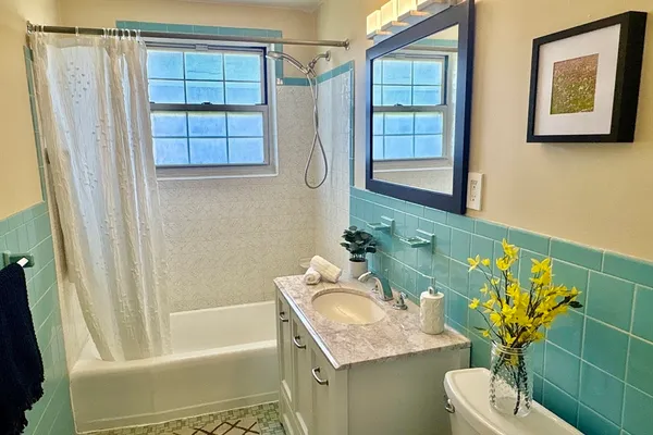 $350,000 | 12 Colonial Village Drive, Unit 12, Arlington, MA 02474