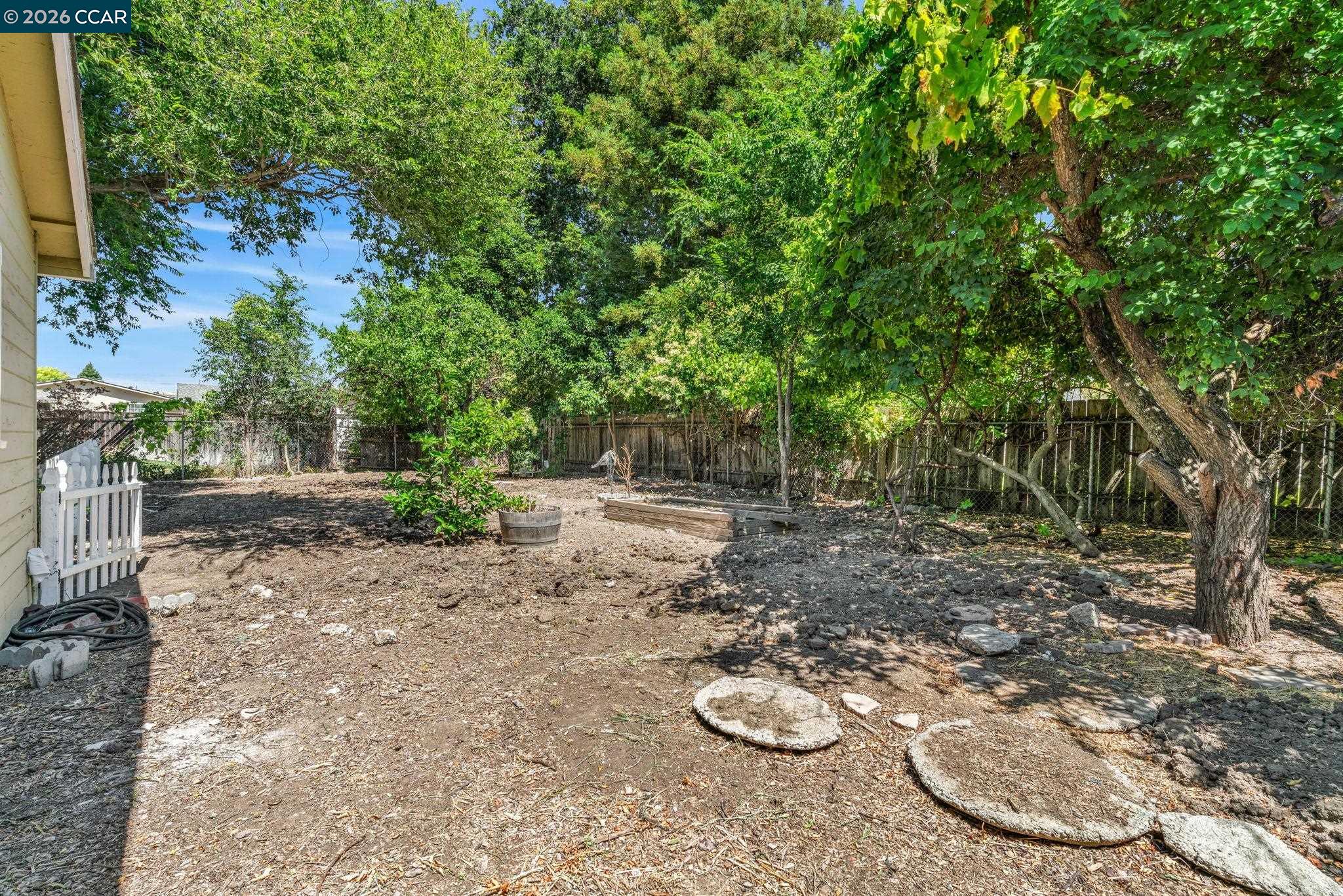2072 Chalomar Road Concord, CA 94518 - Photo 35 of 42