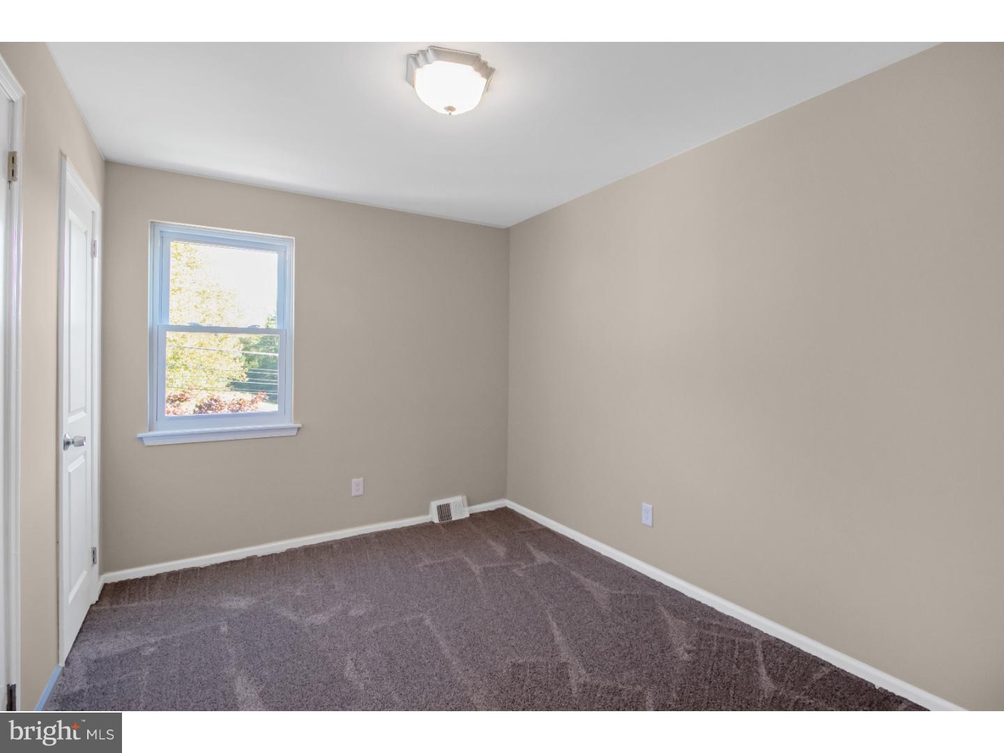 1112 Church Road Springfield, PA 19064 - Photo 22 of 25 Bedroom 4