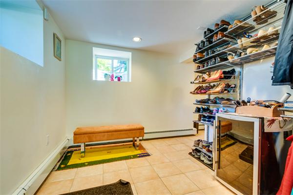 24 Langley Road Arlington, MA 02474 - Photo 22 of 29 Gallery Image 22