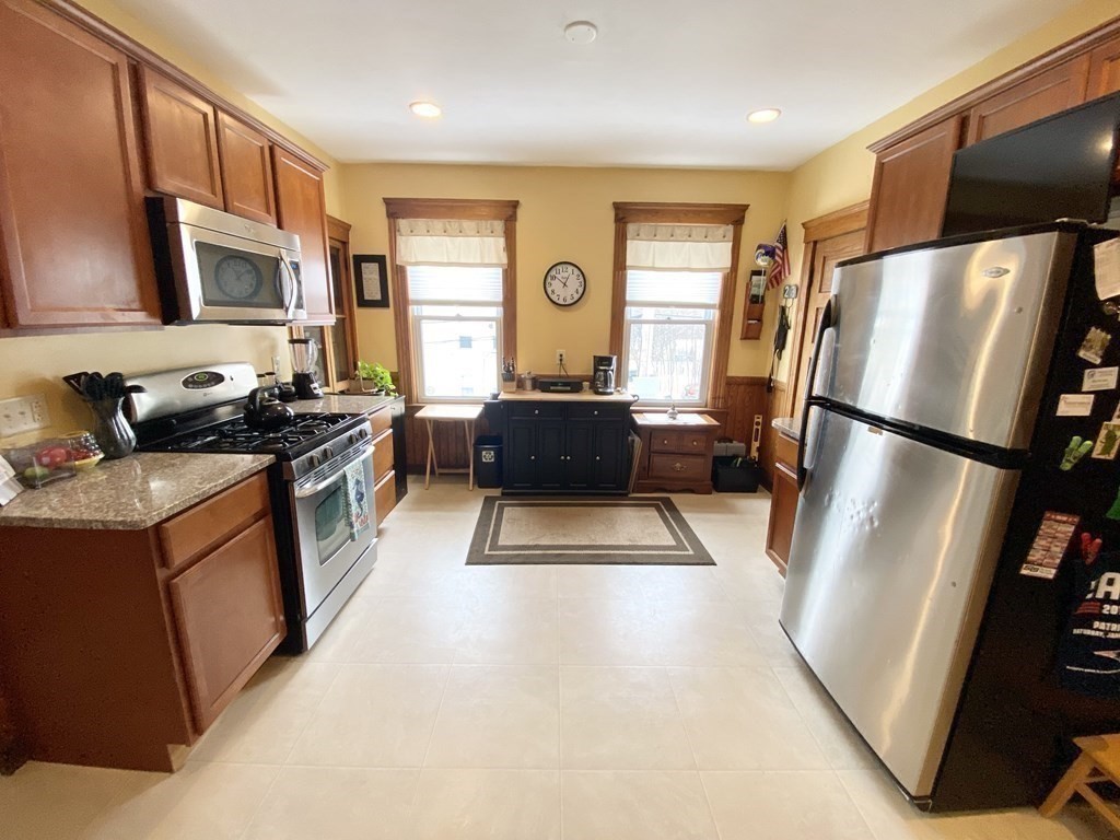 23 Tatman Street Worcester, MA 01607 - Photo 11 of 42 Gallery Image 11