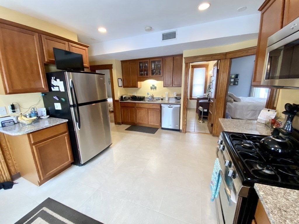 23 Tatman Street Worcester, MA 01607 - Photo 13 of 42 Gallery Image 13