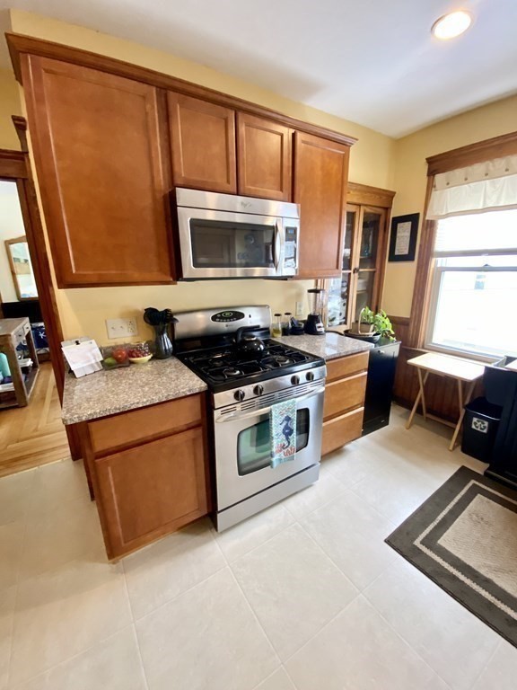 23 Tatman Street Worcester, MA 01607 - Photo 14 of 42 Gallery Image 14