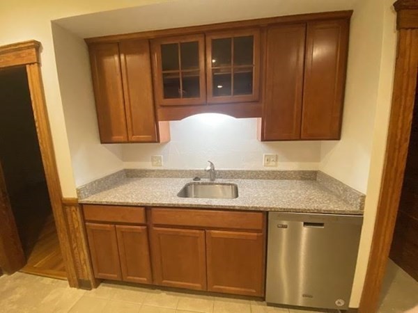 23 Tatman Street Worcester, MA 01607 - Photo 4 of 42 Gallery Image 4