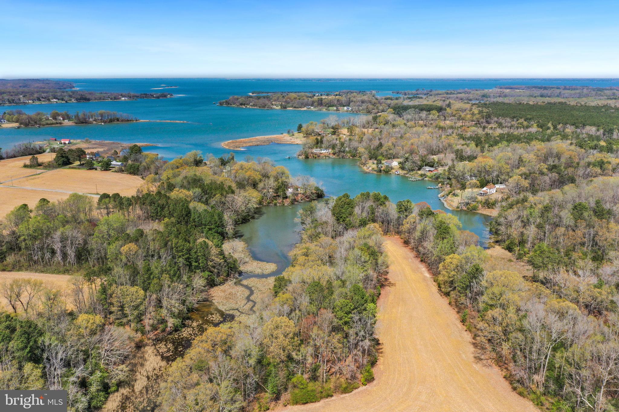 4 Beales Wharf Road Montross, VA 22520 - Photo 2 of 3 Create your own family compound