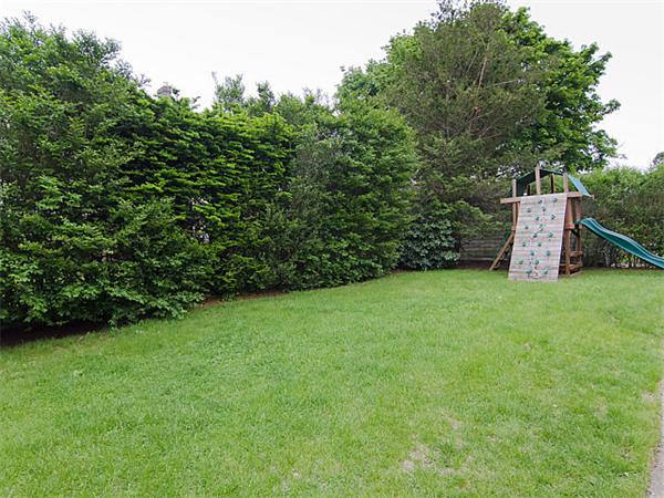 160 Standish Road Watertown, MA 02472 - Photo 11 of 11 Gallery Image 11