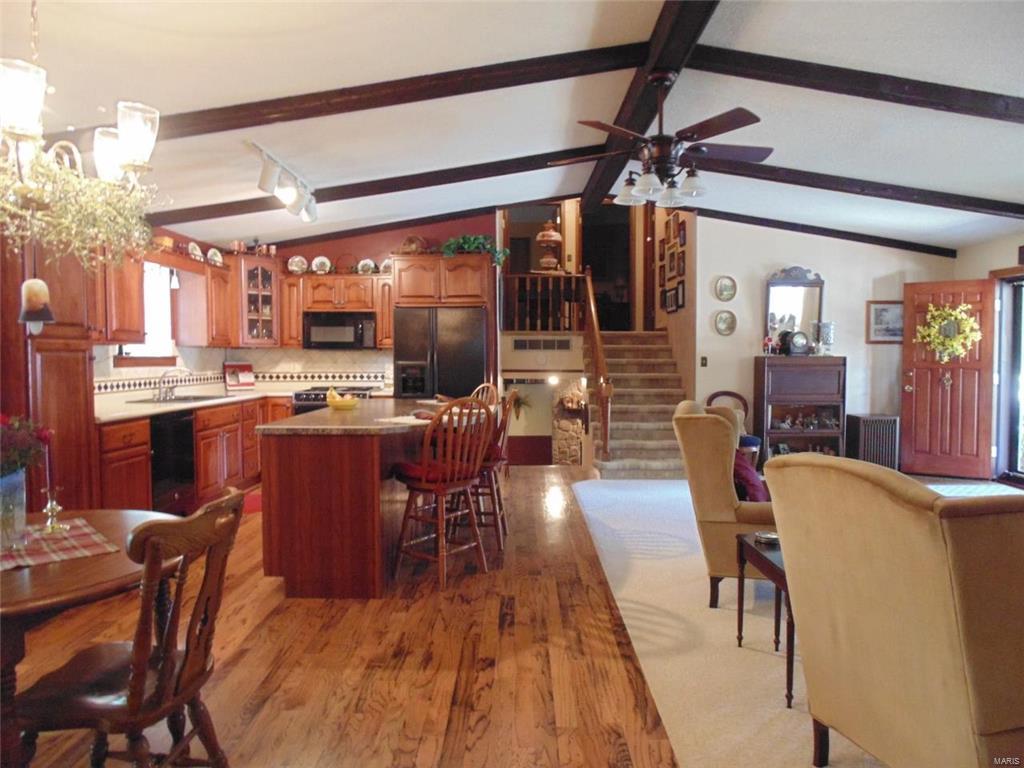 2124 St Raphael Court Highland, IL 62249 - Photo 7 of 87 Gallery Image 7