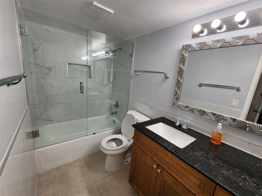 6700 Cypress Road, Unit 508 Plantation, FL 33317 - Photo 4 of 12 Photo 4