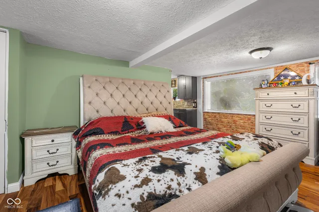 $305,000 | 202 West Lakeview Drive, Nineveh, IN 46164