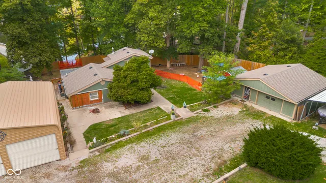 $305,000 | 202 West Lakeview Drive, Nineveh, IN 46164