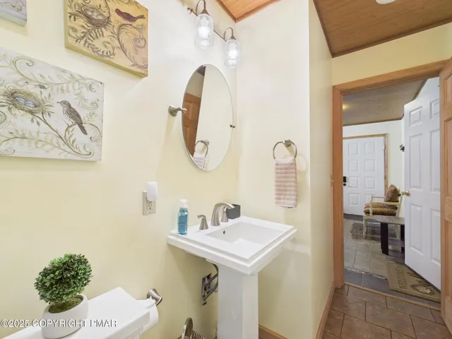 $525,000 | 1140 Arrowhead Drive, Pocono Lake, PA 18347