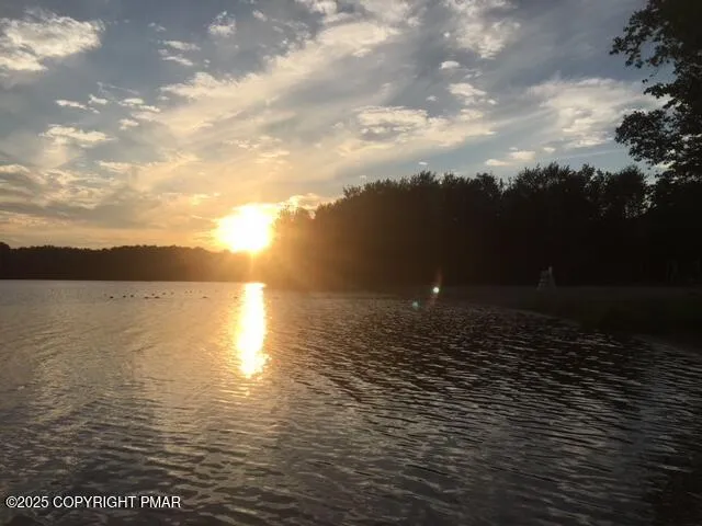 $525,000 | 1140 Arrowhead Drive, Pocono Lake, PA 18347