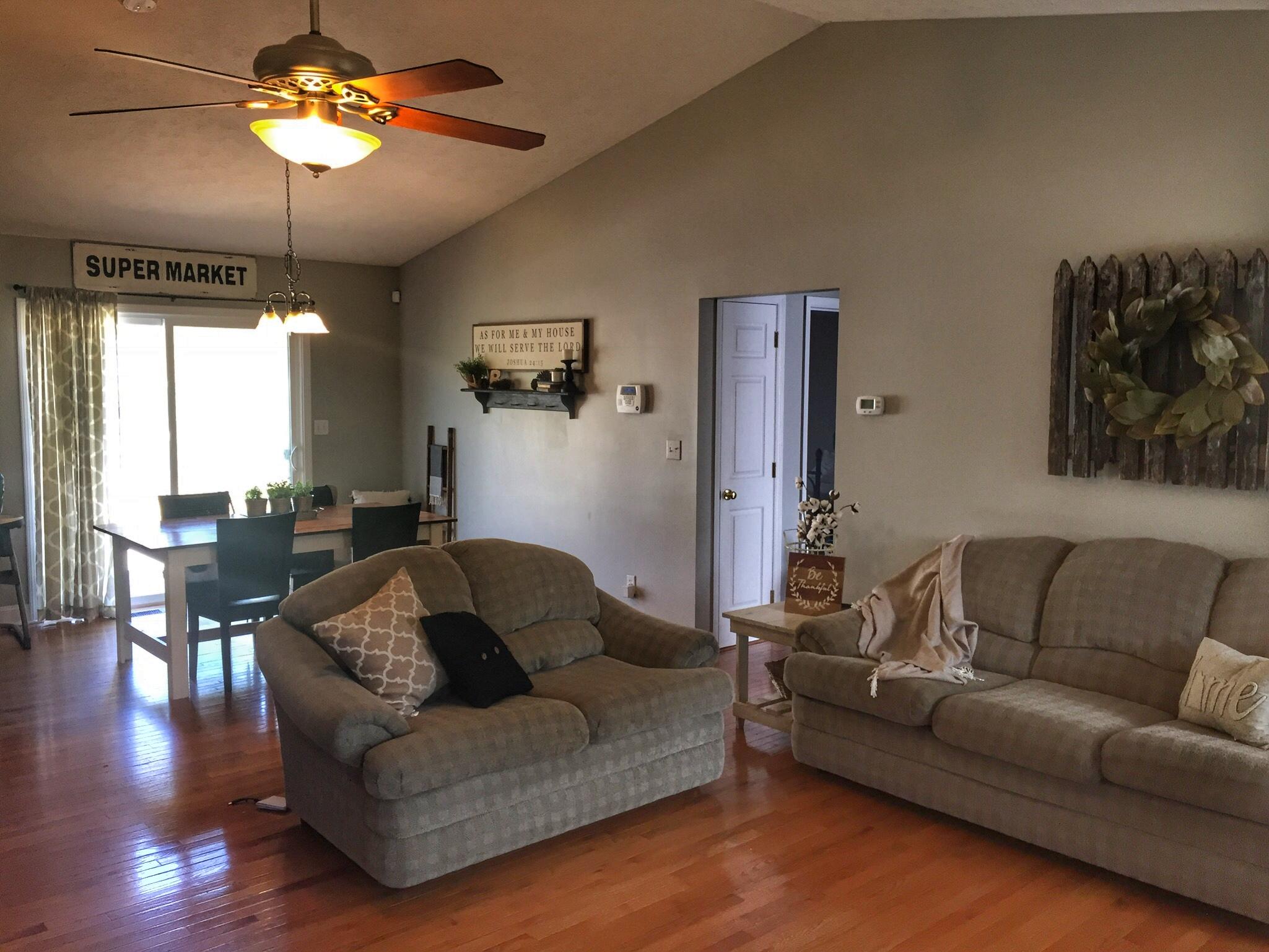 7834 Greenbriar Road Talbott, TN 37877 - Photo 4 of 19 LivingRoom2