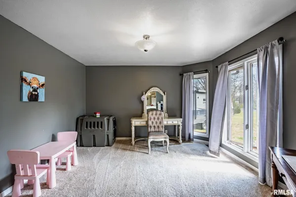 $299,900 | 1126 Sycamore Road, Carbondale, IL 62901