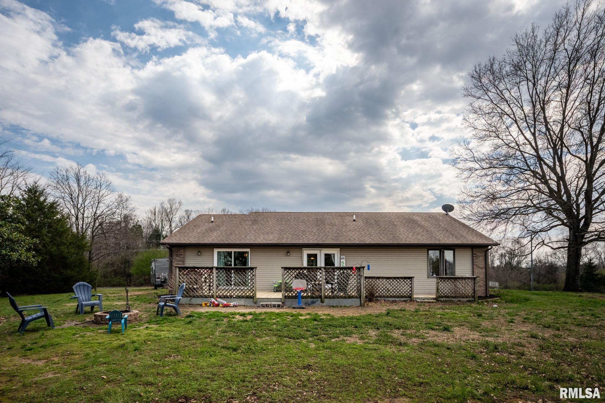 1126 Sycamore Road Carbondale, IL 62901 - Photo 28 of 33