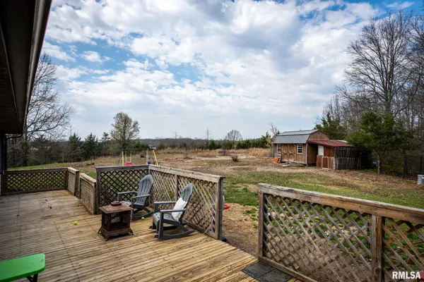 $299,900 | 1126 Sycamore Road, Carbondale, IL 62901