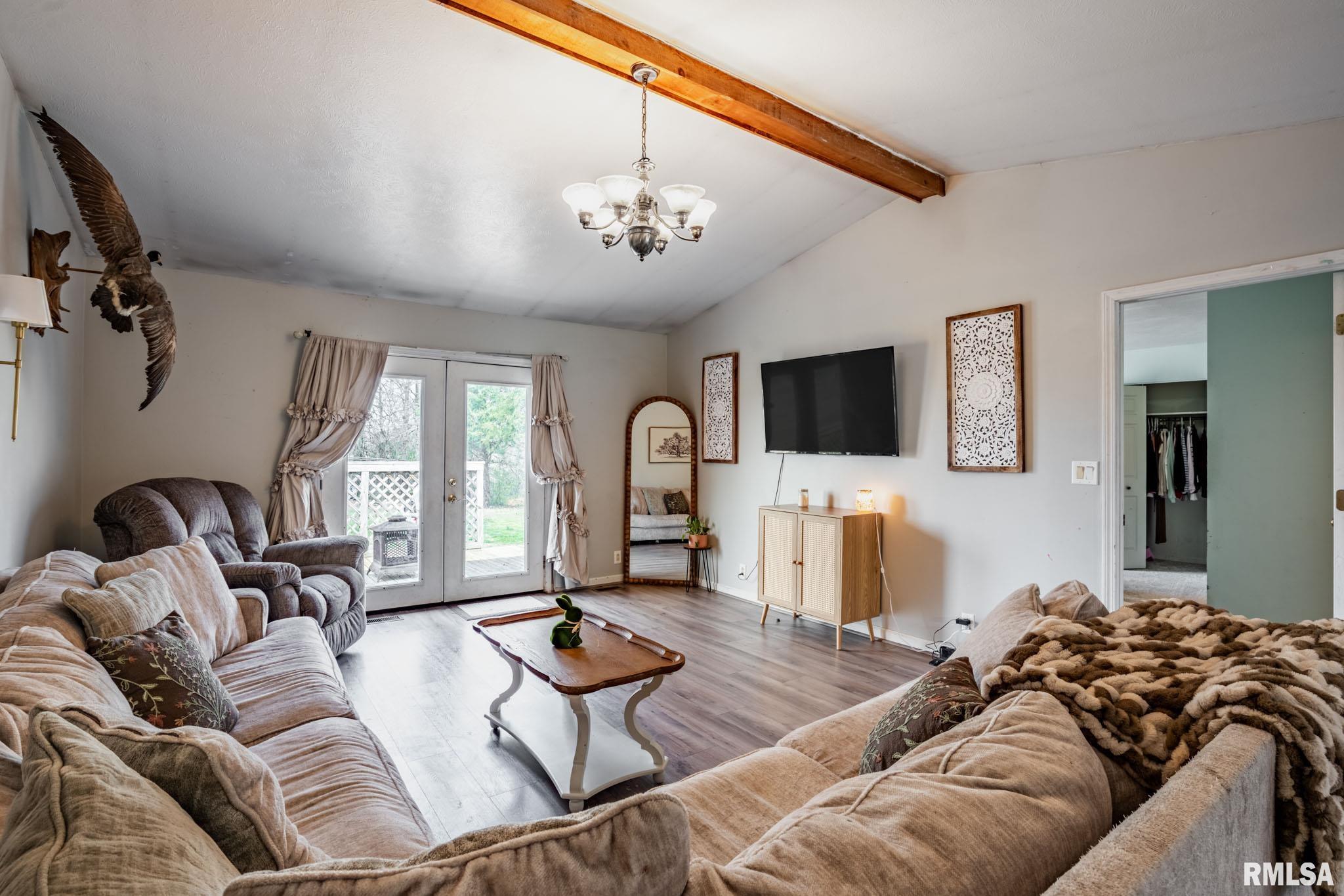 1126 Sycamore Road Carbondale, IL 62901 - Photo 6 of 33