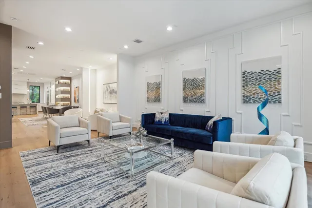 $1,299,000 | 2309 Driscoll Street, Houston, TX 77019