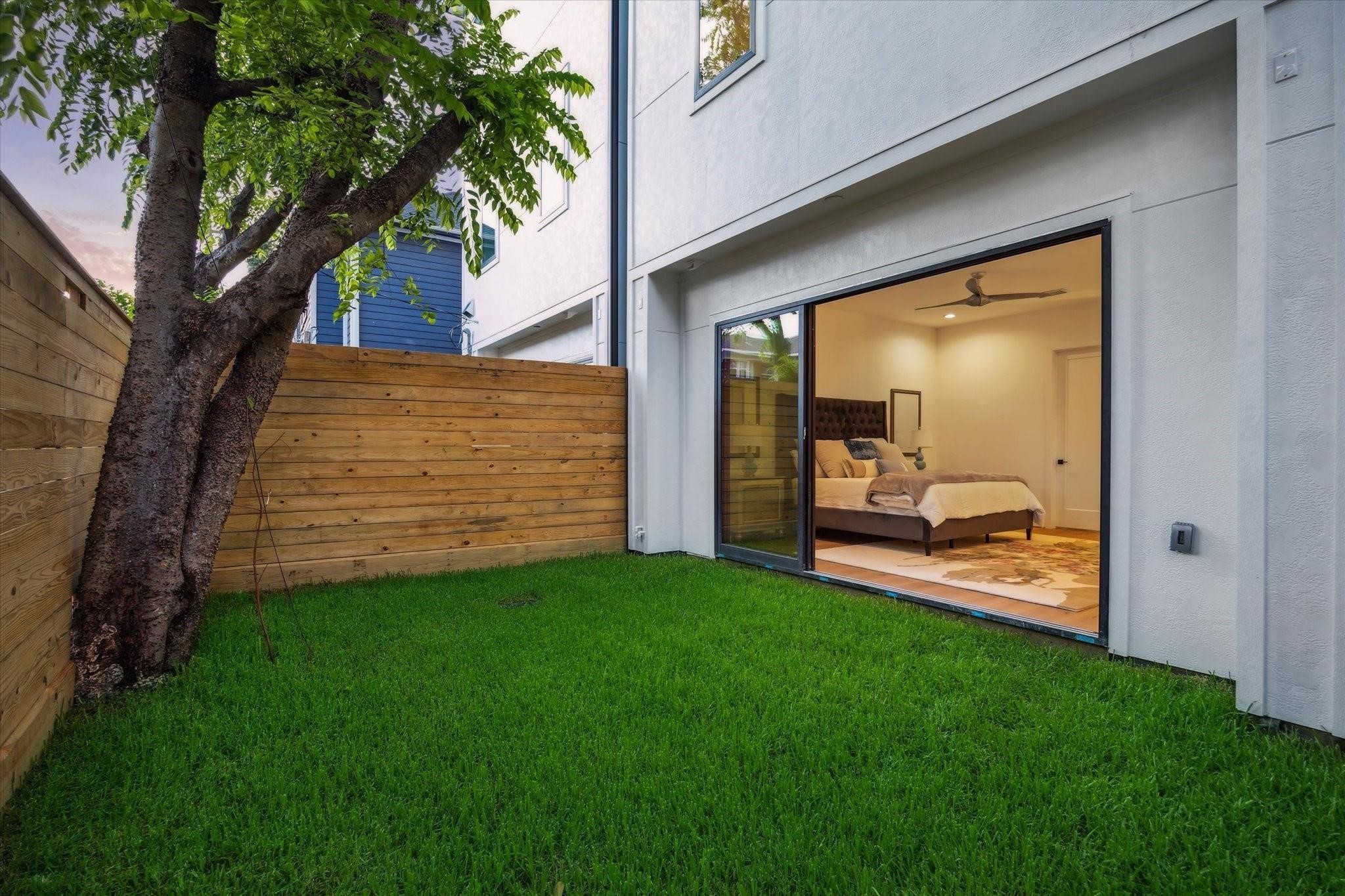 2309 Driscoll Street Houston, TX 77019 - Photo 3 of 33