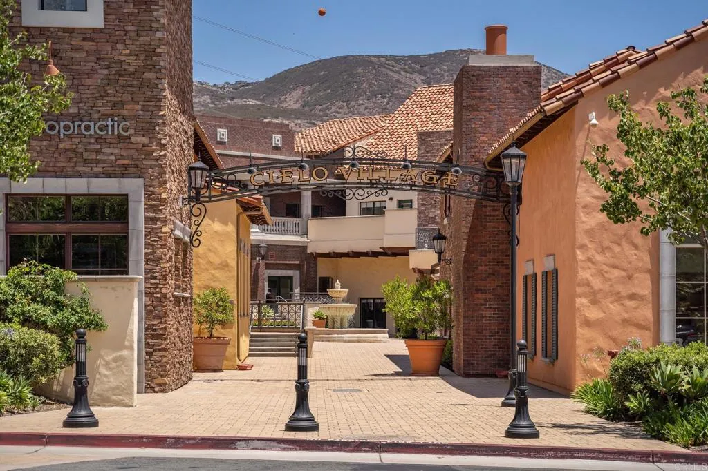 18180 Cerro Del Sol Rancho Santa Fe, CA 92067 - Photo 29 of 29 Gallery Image 29