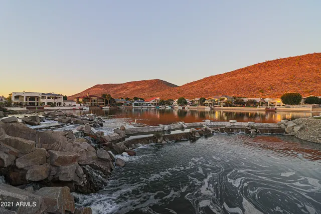 a view of houses with lake view